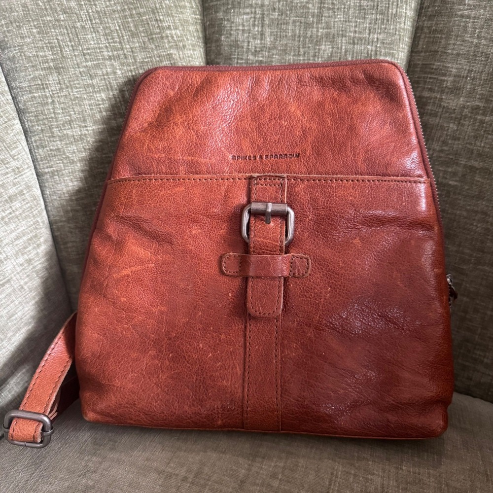 Spikes & Sparrow Leather Backpack Small Cognac Brown Brass Hardware Zip‎ Pockets